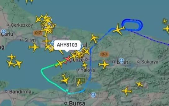 İstanbul'da Sis Hava Ulaşımını Aksattı