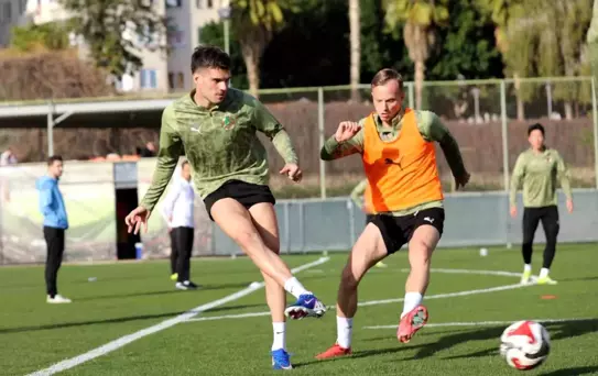 Alanyaspor Gençlerbirliği'ne Hazırlanıyor