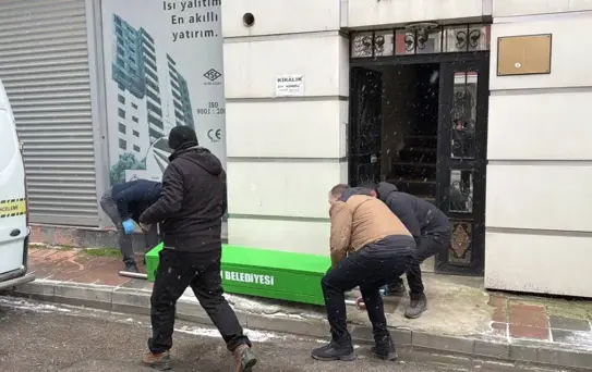 Eskişehir'de korkunç olay: Pencereden atlayan adam eşini boğarak öldürmüş