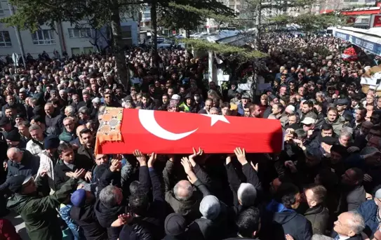 Öğretmene Bıçaklı Saldırı: Hayatını Kaybetti