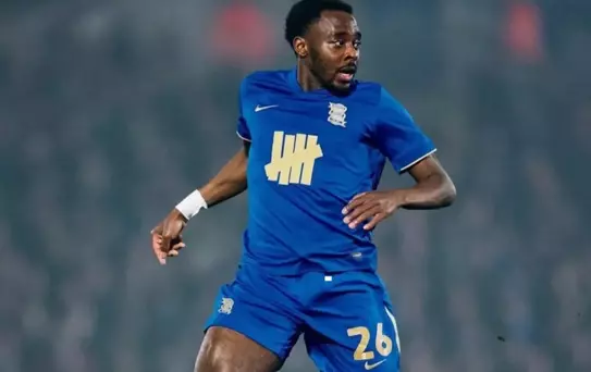 Osayi Samuel'e İngiltere'de linç girişimi