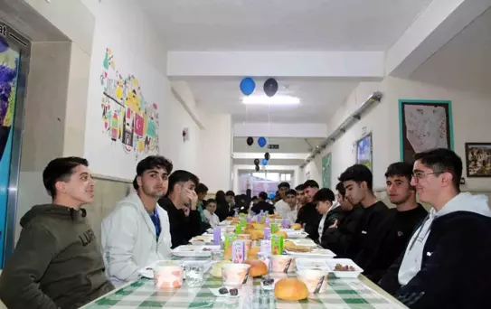 Siirt'te İftar Programı Düzenlendi