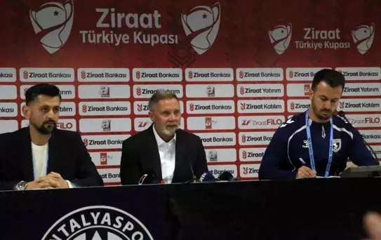 Samsunspor'dan Antalyaspor'a 2-0 Galibiyet