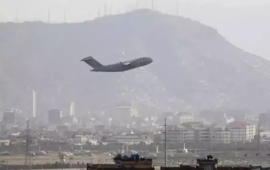 AB, 1000'den fazla vatandaşını Orta Doğu'dan tahliye etti