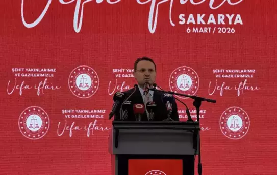 Bakan Gürlek: 'Şehitlerimiz bu milletin istiklalinin mühürleridir, gazilerimiz ise fedakarlığın yaşayan nişaneleridir'