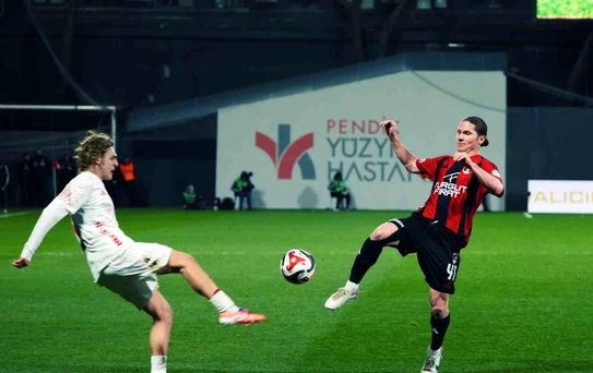 Pendikspor ve Vanspor FK Berabere