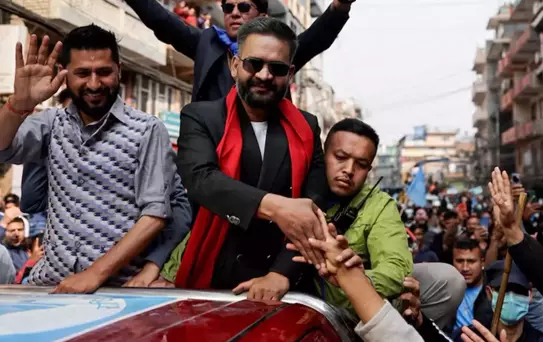 Eski rapçi Balen, Nepal'de başbakanlığa yürüyor