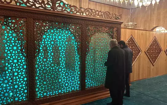 Veysel Karani Türbesi'ne Ramazan Ziyareti