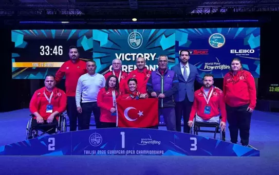 Tiflis'te 15 Madalya ile Dönüldü