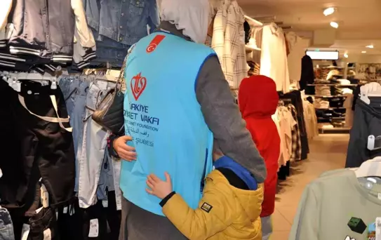 Balıkesir'den Yetim Çocuklara Bayram Hediyesi