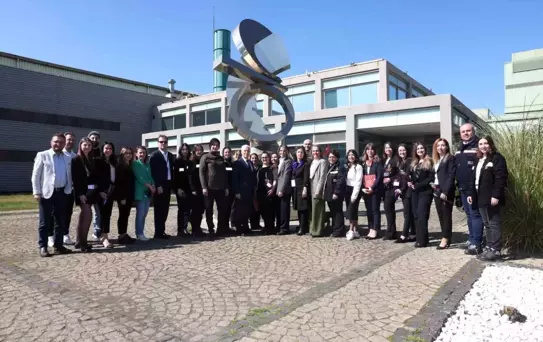 Başkan Bozbey'den kadın emekçilerine anlamlı ziyaret