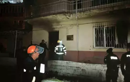 Boş evde çıkan yangın korkuttu