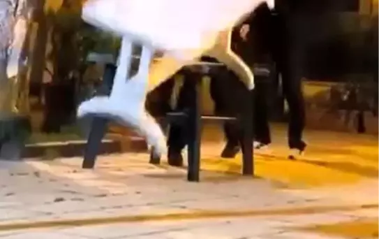 Caminin Bahçesine Zarar Veren Çocuklar Yakalandı