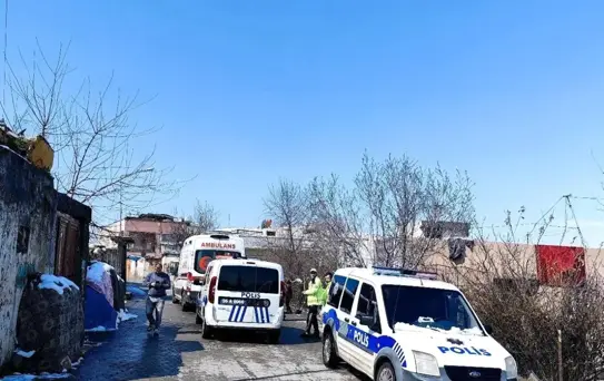 Kurtalan'da Yaşlı Adam Otomobil Çarpmasıyla Yaralandı