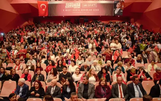 Özgür Özel Kadınlar Günü Panelinde Konuştu