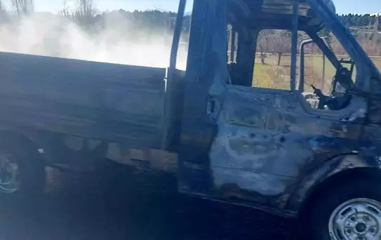 Beyşehir'de Kamyonet Yangını