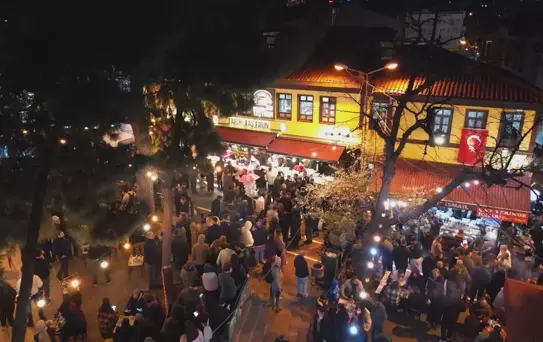 Abdal Meydanı'nda Ramazan Coşkusu