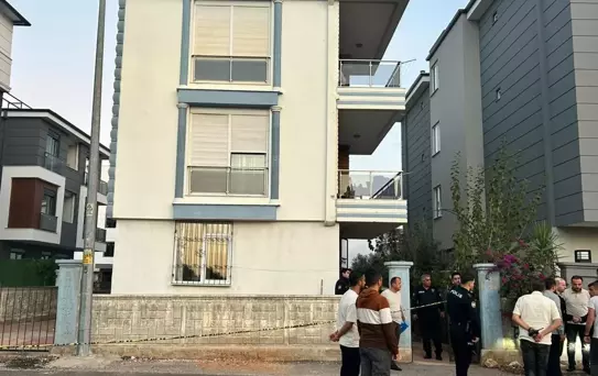 Polis Memuruna Aile Katliamından Ağır Ceza