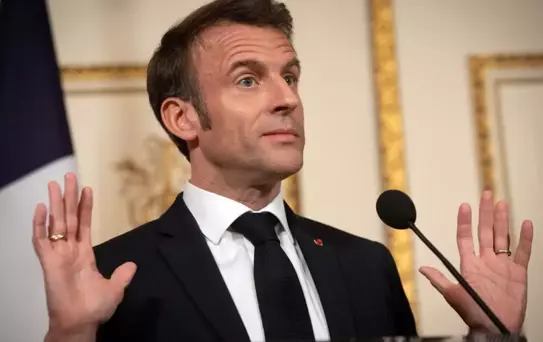 Macron: Kıbrıs'a Saldırı Avrupa'ya Saldırıdır