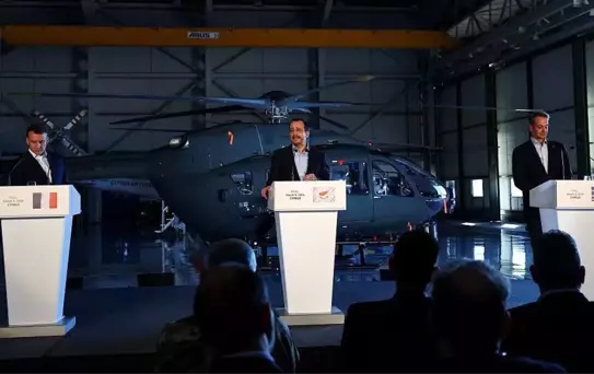 Macron ve Miçotakis Kıbrıs'ı Ziyaret Etti