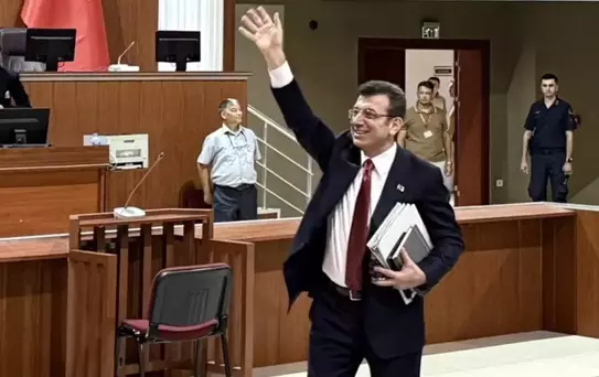 İBB yolsuzluk davasında ilk duruşma yeniden başladı