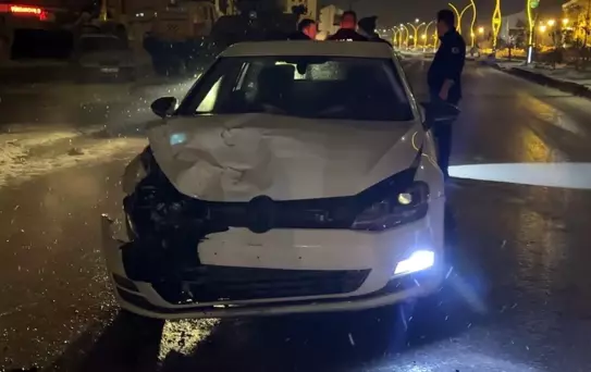 Yüksekova'da Zincirleme Kaza: Can Kaybı Yok