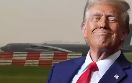 ABD'ye ait B-52 bombardıman uçakları İngiltere'deki RAF Fairford Üssü'ne ulaştı