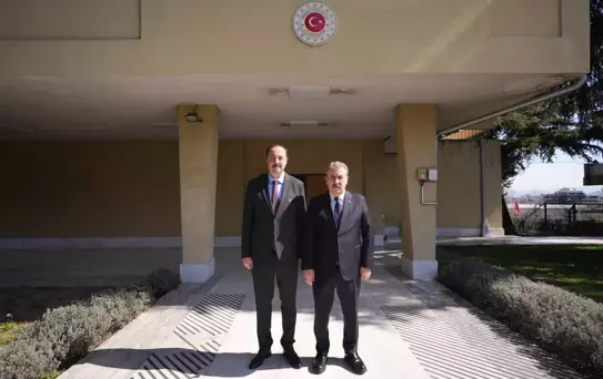 Destici'nin Makedonya Ziyareti