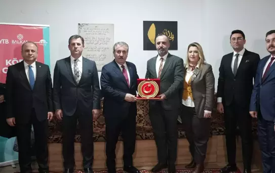 BBP Genel Başkanı Destici, Üsküp'te temaslarda bulundu