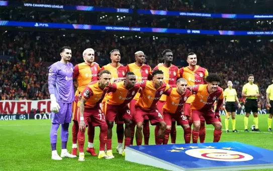 Galatasaray Liverpool'a 2 Değişiklikle Çıktı