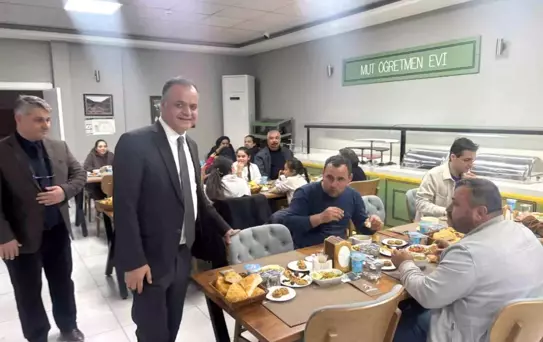 Kaymakam Çelikkol, Roman Vatandaşlarla İftarda Buluştu