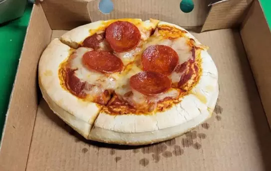 Tartışma yaratan mini pizza