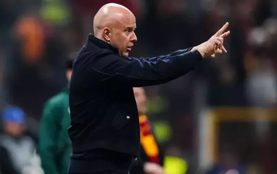 Arne Slot'tan stat atmosferi ve Galatasaray hakkında çarpıcı itiraf