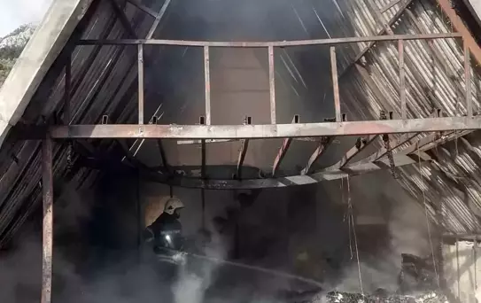 Fethiye'de bungalov ev yangını