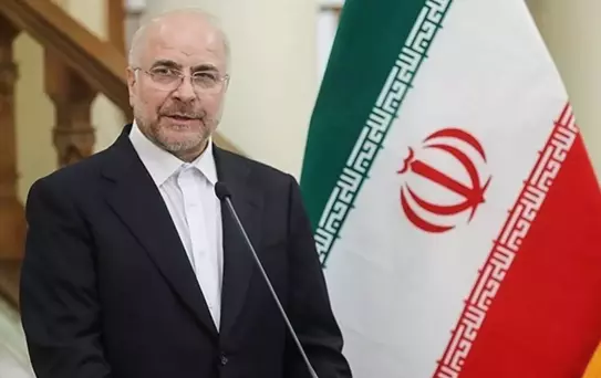 Hürmüz'de gerilim tırmanırken, İran Meclis Başkanı Galibaf'tan ABD'ye ''PlayStation'' göndermesi