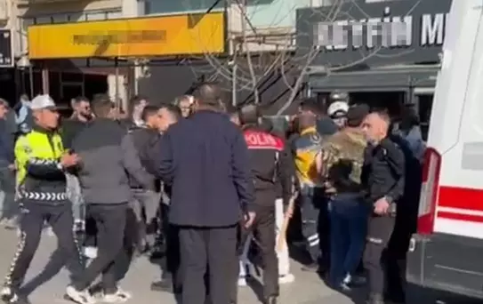 Manisa'da bıçaklı kavga: 2 ölü, 1nyaralı