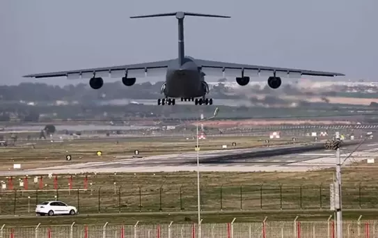 Romanya, ABD'nin ülkedeki hava üslerini kullanma talebini kabul etti