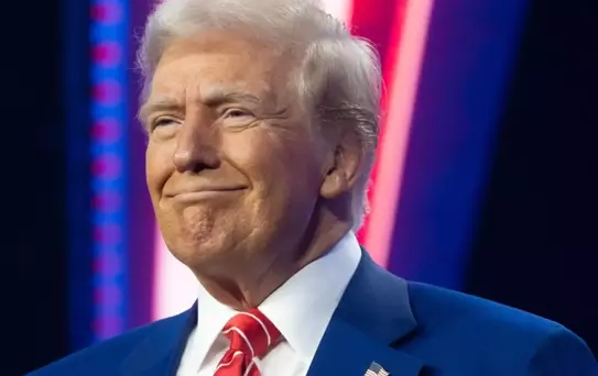 Trump, İspanya ile ticari ilişkileri kesme tehdidinde bulundu