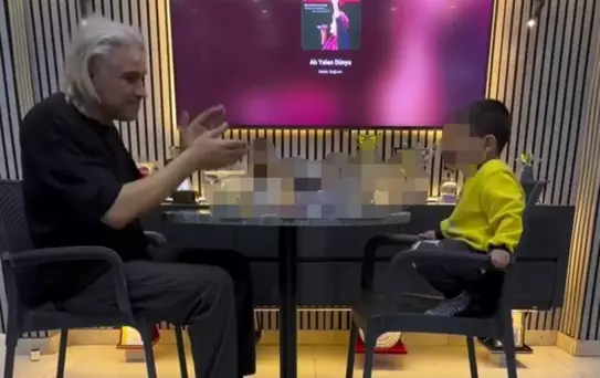 3 yaşındaki çocuğunu alkol masasına oturtan baba adli kontrolle serbest