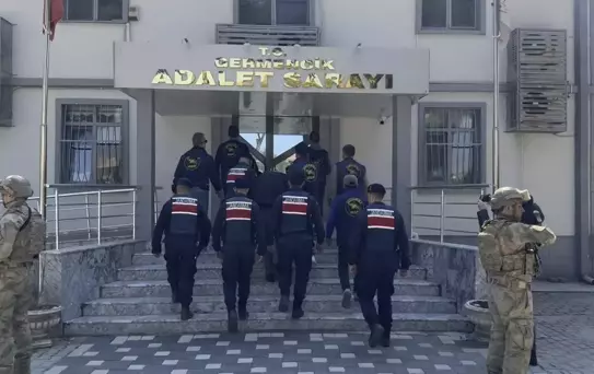 Aydın'da annesini arazi anlaşmazlığı nedeniyle öldüren oğlu tutuklandı