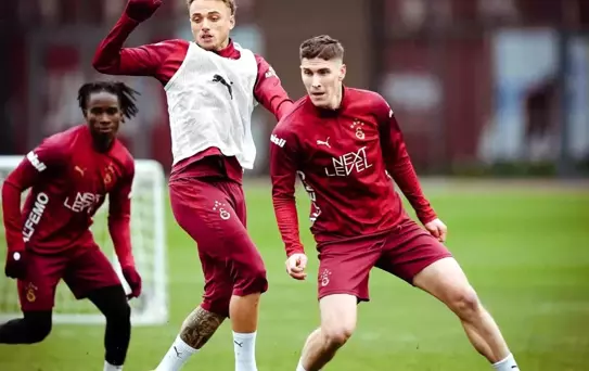 Galatasaray Başakşehir Maçına Hazırlanıyor