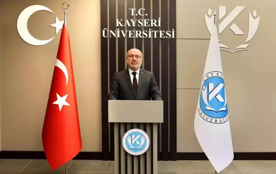 Karamustafa'dan 'İstiklal Marşı'nın Kabulünün 105. Yıldönümü' mesajı