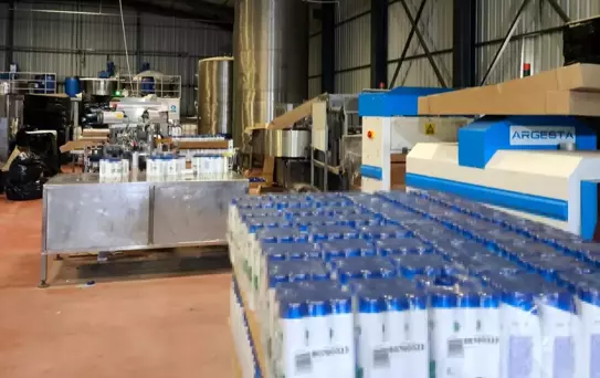 Kocaeli'de jandarma ve zabıtadan kaçak imalathaneye ortak operasyon