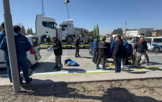 Konya'da Motosiklet Kazası: Kurye Hayatını Kaybetti