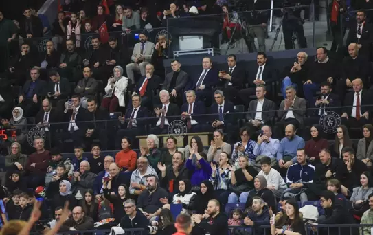 Esenkent Okyanus Anadolu Lisesi Şampiyon Oldu