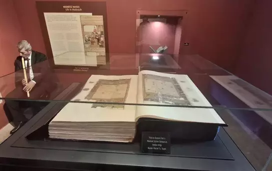 700 Yıllık Berkuk Kur'an-ı Kerim Ziyarete Açıldı