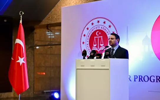 Bakan Gürlek: İnsanlar, sürecin adil olduğuna inandıklarında adalet duygusu gerçek anlamını bulur