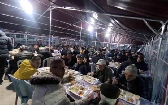 Harmancık'ta İftar Çadırı Ramazan Bayramı'na Hazırlanıyor