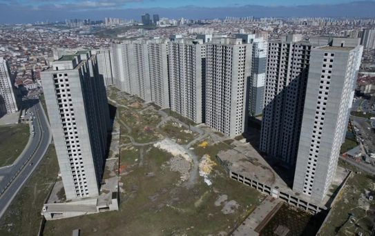 İstanbul'da 15 yıldır inşaatı süren gökdelenleri yapan şirkete kayyum atandı