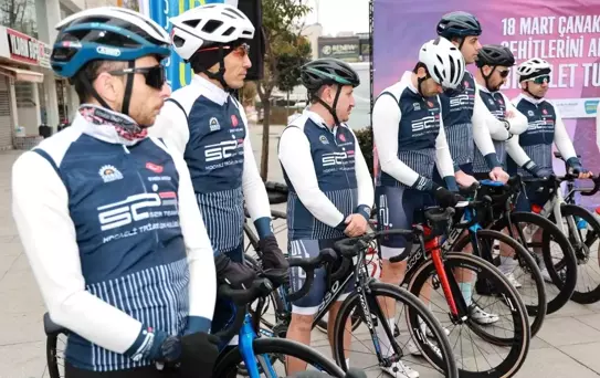 Gebze'den Çanakkale'ye pedal çevirecek bisikletliler yola çıktı